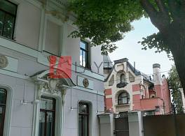 Особняк Остоженка 4