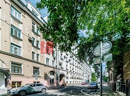 Бизнес-центр На Бурденко 1