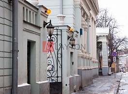 Особняк На Александра Лукьянова 3